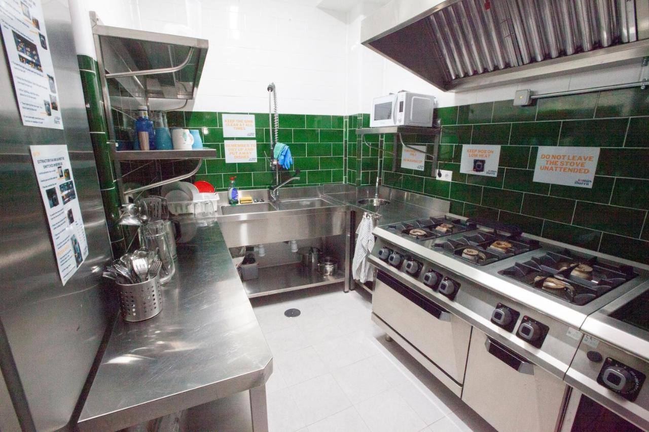 Hostel Ibarra By Bossh! Hotels Seville Luaran gambar