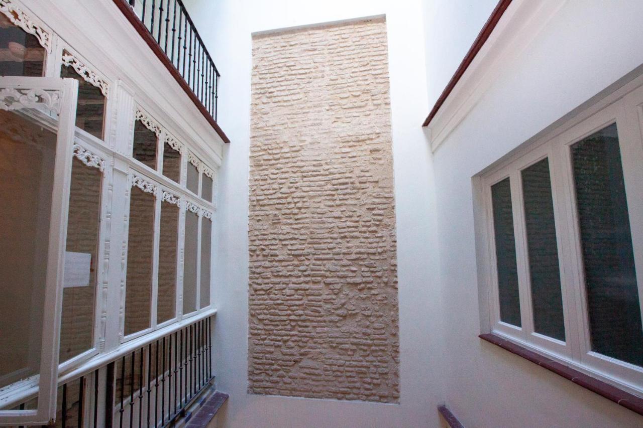 Hostel Ibarra By Bossh! Hotels Seville Luaran gambar