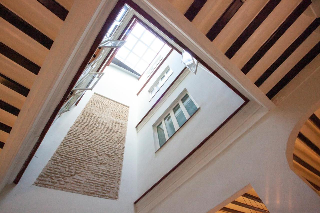 Hostel Ibarra By Bossh! Hotels Seville Luaran gambar