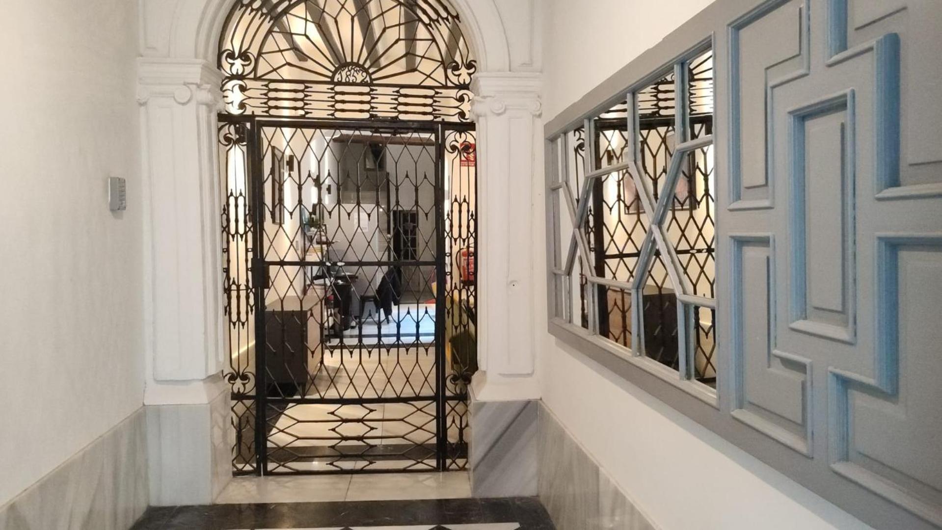Hostel Ibarra By Bossh! Hotels Seville Luaran gambar